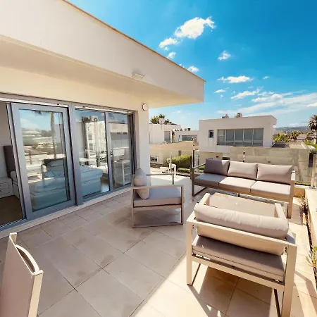 3091 Malibu Villa *