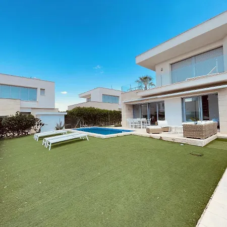 3091 Malibu * Orihuela